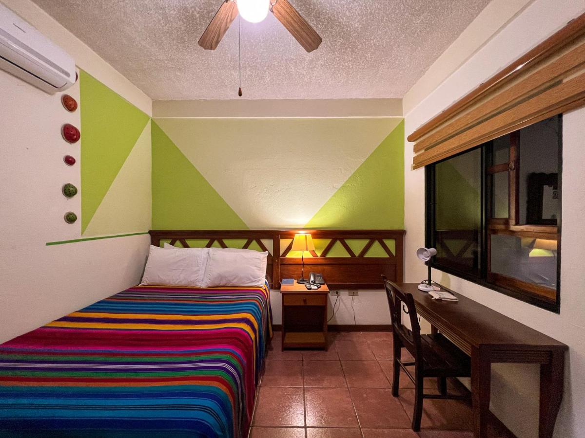 Hotel Arbol De Fuego Сан-Сальвадор Екстер'єр фото